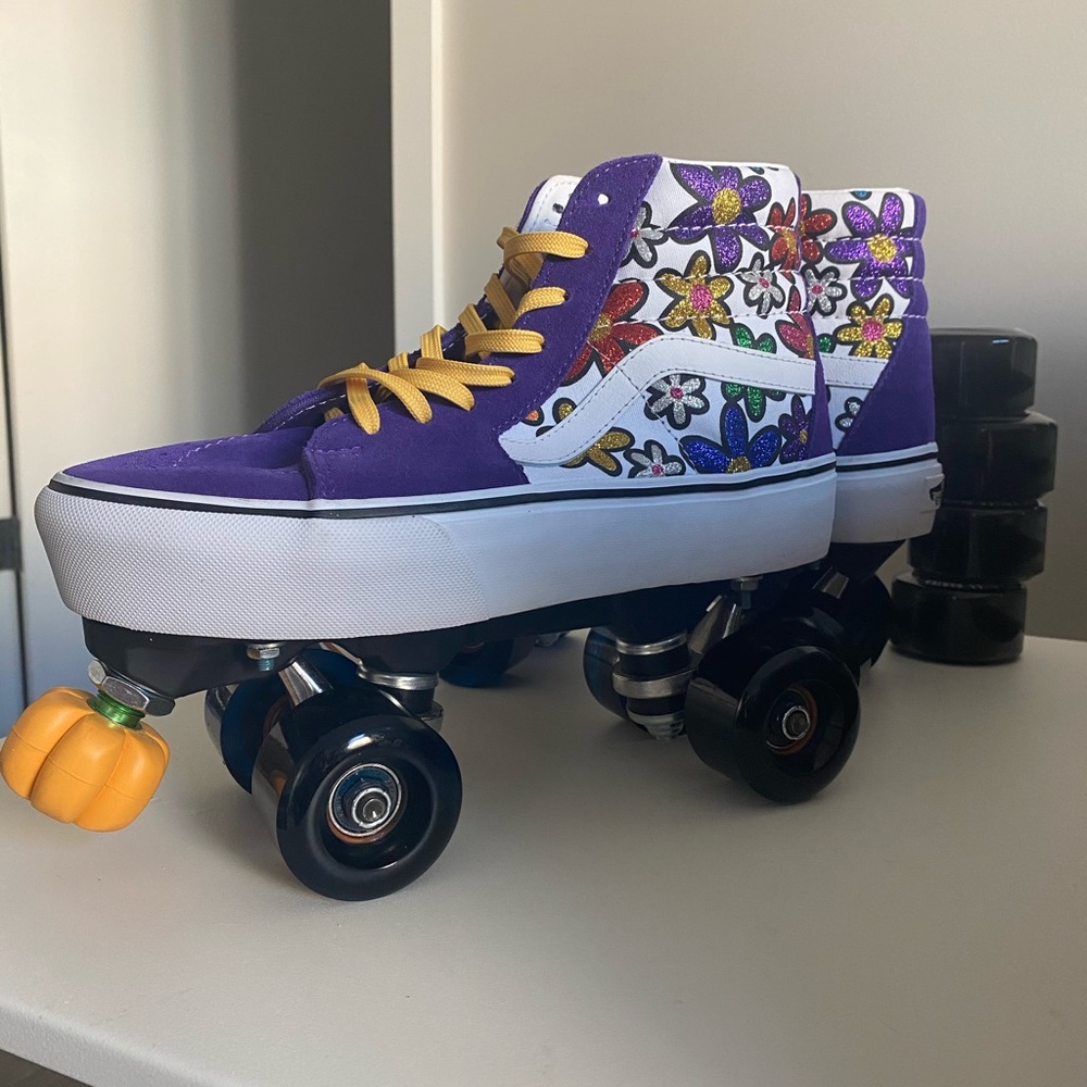Custom Roller Skates- Women’s Size 9